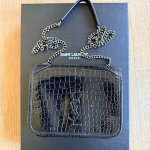 Yves Saint Laurent Niki Croc Embossed
Leather Wallet on a Chain EUC. Brand new